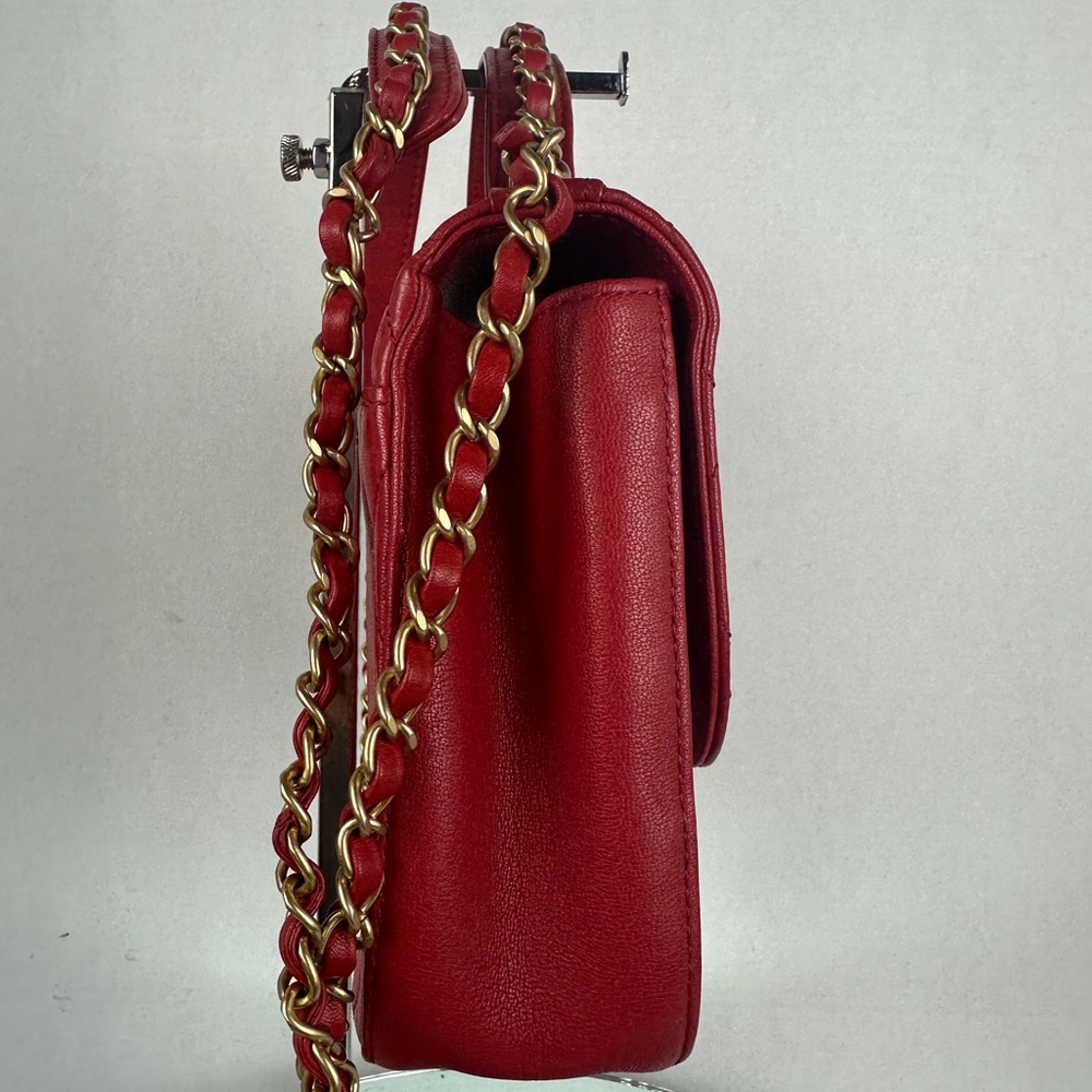 CHANEL 19 TOP HANDLE FLAP BAG RED 2019 AUTHENTIC - Picture 6 of 12